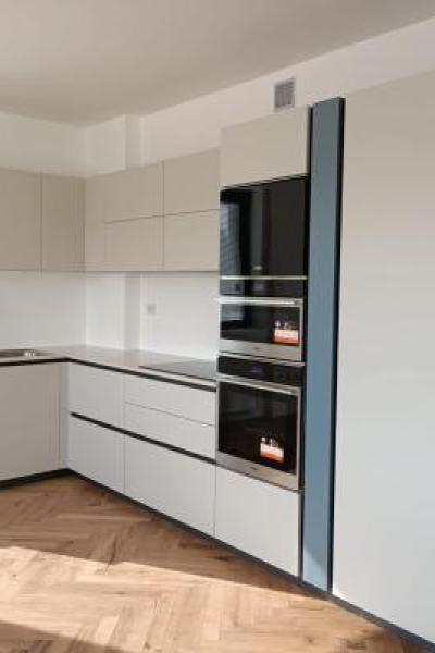 F2f7582d 7683 4f59 A25d 91541e695456 Thumb